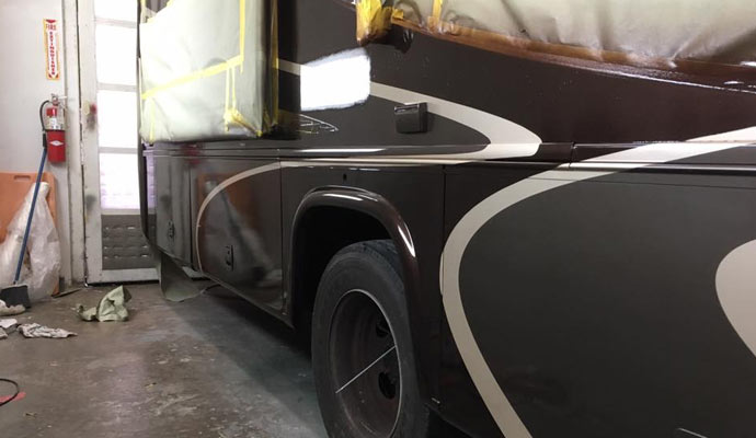 Professional fiberglass oxidation repair service for RV