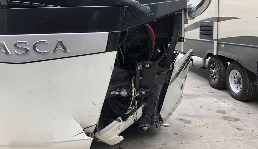 Guasti Motorhome Fiberglass Repair thumbnail